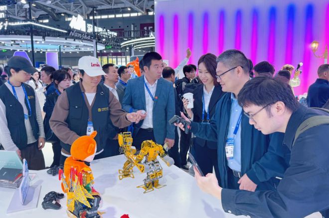 凯发在线平台洽客科技亮相第二十七届高交会