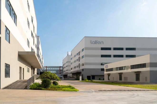 凯发K8官方旗舰厅2026前夜徕芬上紧了